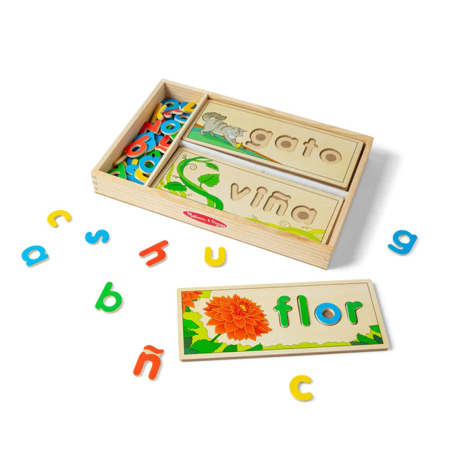 Melissa & Doug- Spanish See & Spell Learning Toy